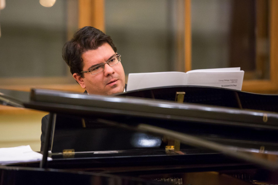 György Klebniczki Piano Accompanist DLA Closing Concert